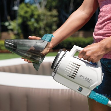 Aspirador manual recargable ZR100 piscinas y spas | INTEX