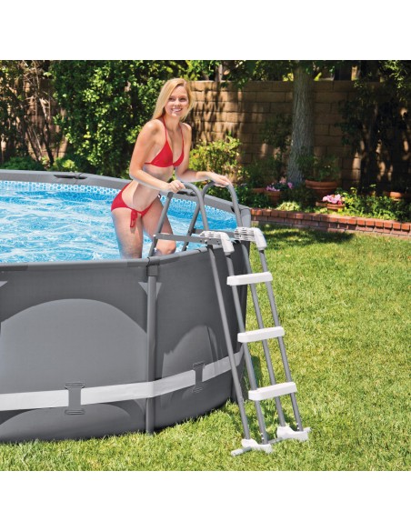 Escalera INTEX para piscina de 91 y 107 cm de altura | Intex.es