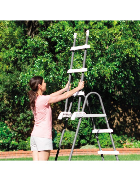 Escalera INTEX para piscina de 91 y 107 cm de altura | Intex.es