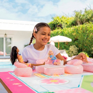 Set muebles hinchables casa muñecas con tapiz | INTEX 2
