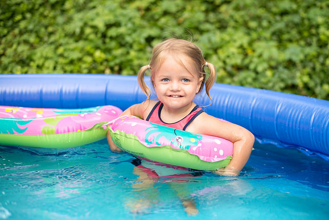 Normas de seguridad para los niños en la piscina - INTEX Iberia