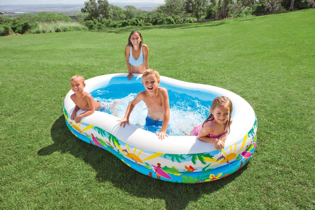 Sorprende a tus hijos con una piscina hinchable este verano