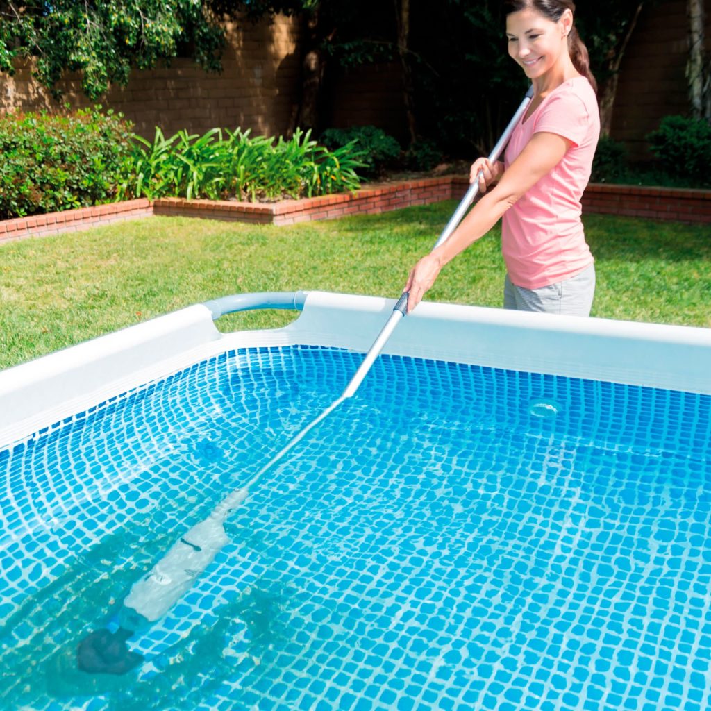 piscinas-desmontables-limpiafondos-INTEX