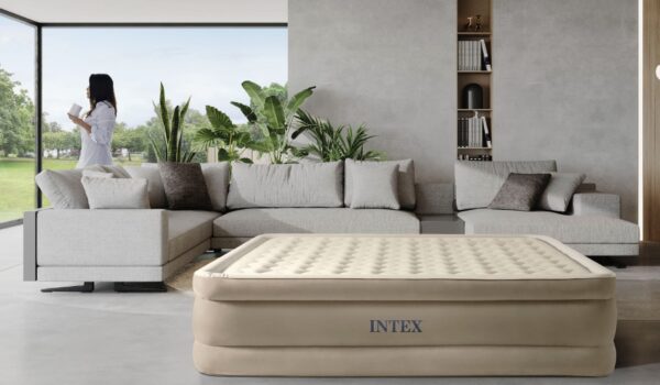 colchón-hinchable-INTEX-para-casa