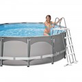Escalera piscinas Intex - Para piscinas de hasta 122 cm  